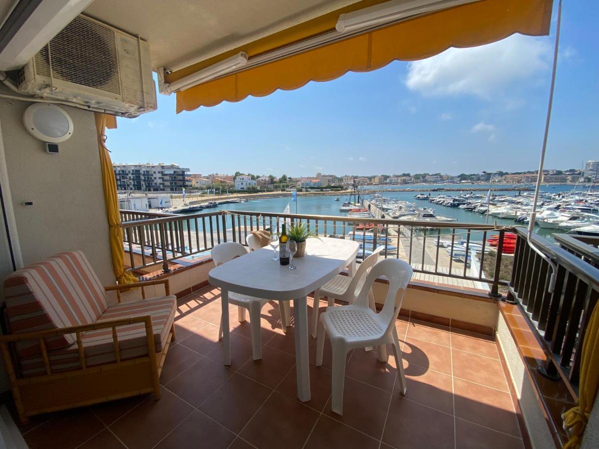 Precioso Apartamento En Primera Linea De Mar L' Escala Luaran gambar