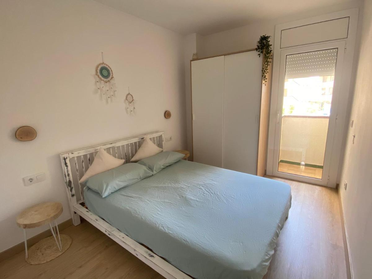 Precioso Apartamento En Primera Linea De Mar L' Escala Luaran gambar